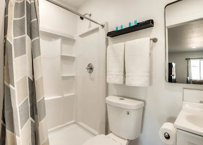 Apartment Casita 11 Mi To Dtwn, Baseball & *